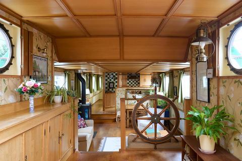 3 bedroom houseboat for sale, Oyster Pier, Battersea, SW11