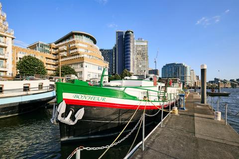 undefined, Oyster Pier, Battersea, SW11