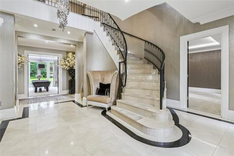 undefined, Chargate Close, Burwood Park, KT12