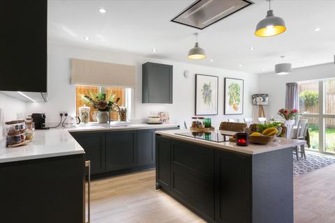 5 bedroom detached house for sale, Pear Tree Close, Cheltenham, Gloucestershire, GL53