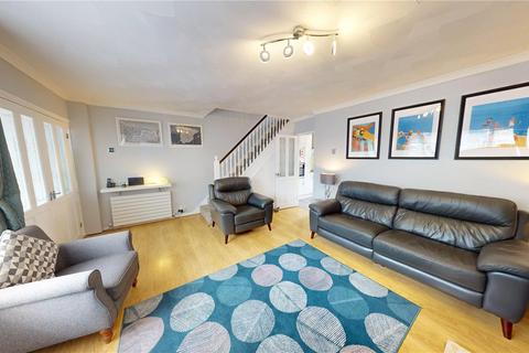 9 Regan Close, Stanford-le-hope, SS17 8BU