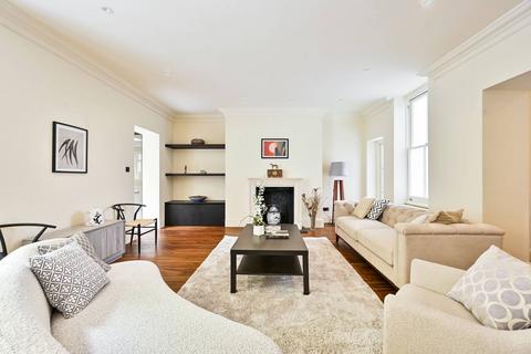 Courtfield Gardens, South Kensington, London, SW5