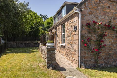 3 bedroom detached house for sale, Les Chenolles, St. Peter, Jersey