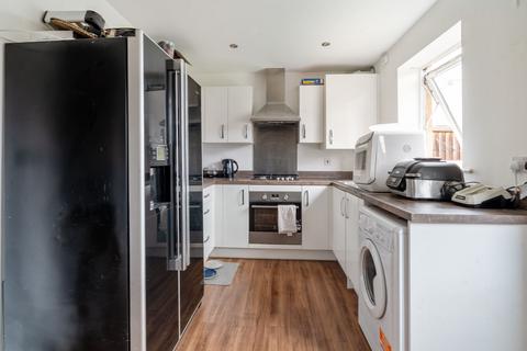 107 Abbey Meadows, Leicester, LE4 5FH