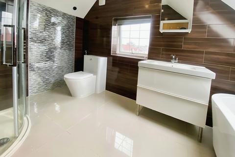 1 bedroom in a house share to rent, Houseshare, Woodford Avenue, Ilford, IG2 6XE