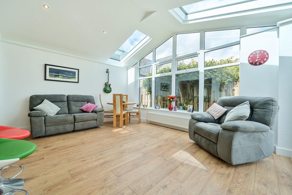 Conservatory Style Dining Area