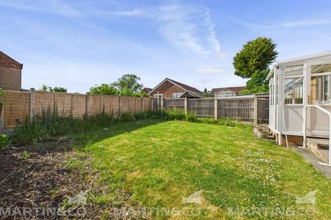 3 Manor Garth, Norton, Doncaster, DN6 9TB