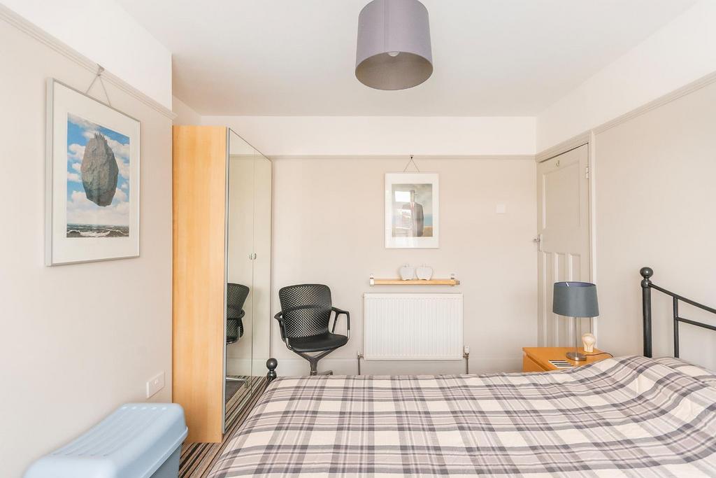 0 J7 ABN - Bedroom C.jpg