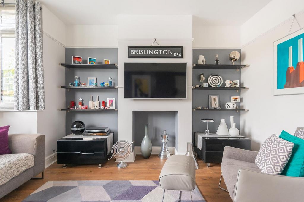 0 J7 ABN - Living Room A.jpg