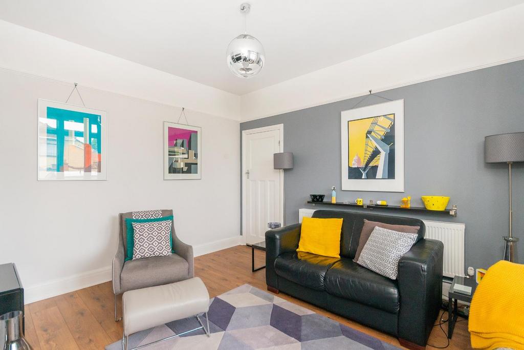 0 J7 ABN - Living Room C.jpg