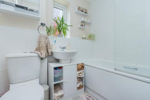 259 Addington Road, Irthlingborough, Wellingborough, NN9 5US