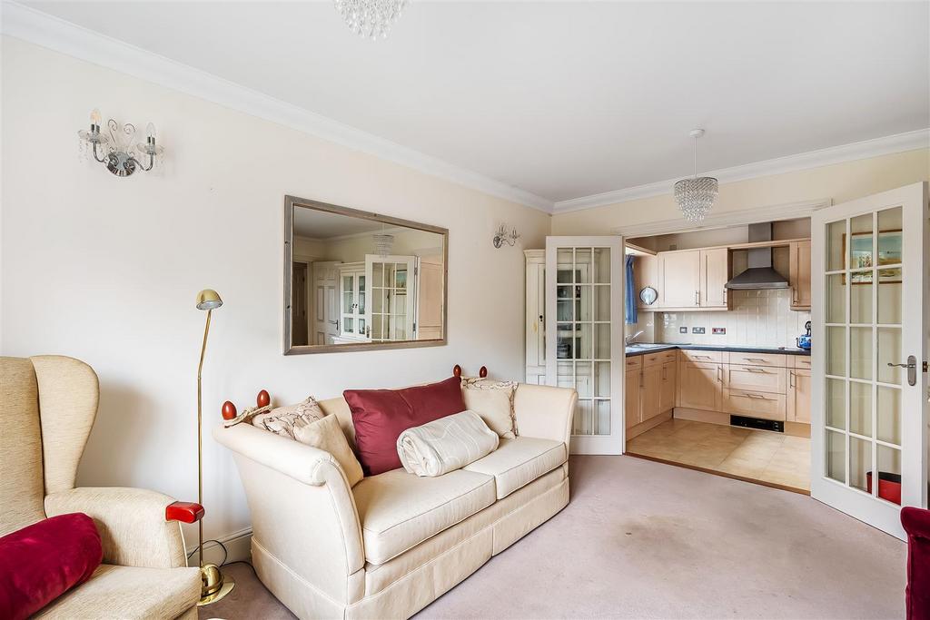 Flat-8-Ashcroft-Place-6.jpg