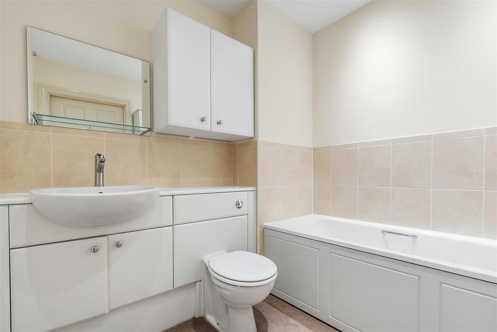 Flat-8-Ashcroft-Place-10.jpg