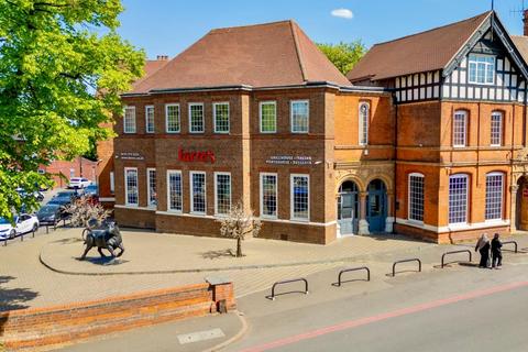 Pub for sale, 402-406 Stratford Rd Birmingham B11 4AD