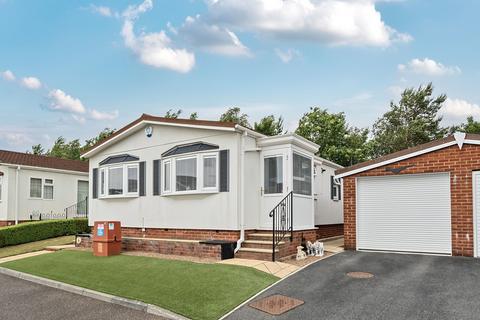 2 bedroom mobile home for sale, Newlands Drive, New Park, Bovey Tracey