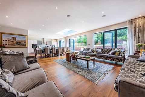undefined, Chartfield Avenue, London SW15