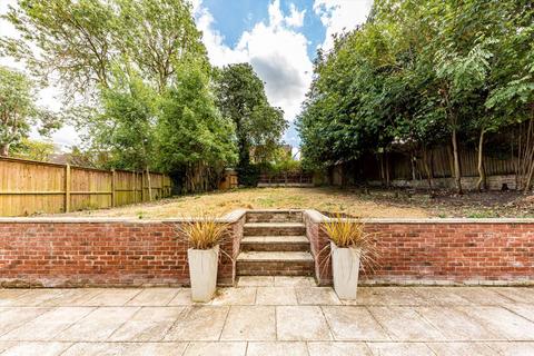 undefined, Chartfield Avenue, London SW15