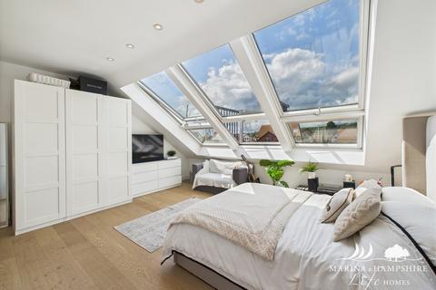 4 bedroom townhouse for sale, Bryher Island, Portsmouth PO6