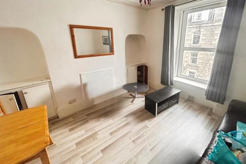 Esslemont Avenue, Aberdeen