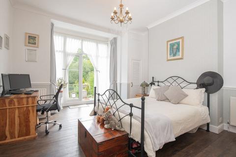 3, Brooklands Carlton Road, South Godstone, Godstone, RH9 8LH