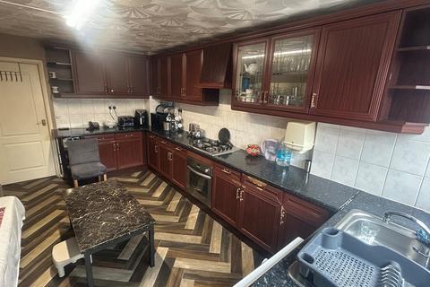 3 bedroom terraced house for sale, Western Road, Southall UB2