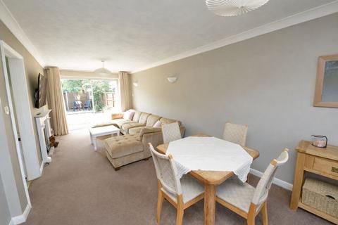 undefined, Kingfisher Drive, Yateley GU46