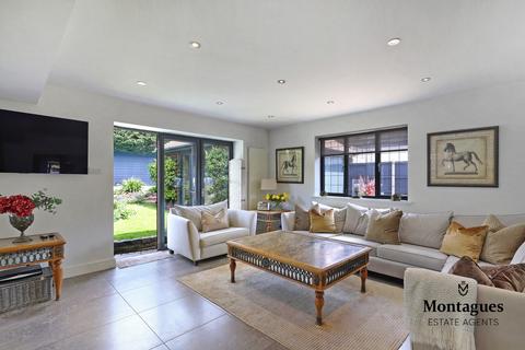 3 Homefield Close, Epping, CM16 4RB
