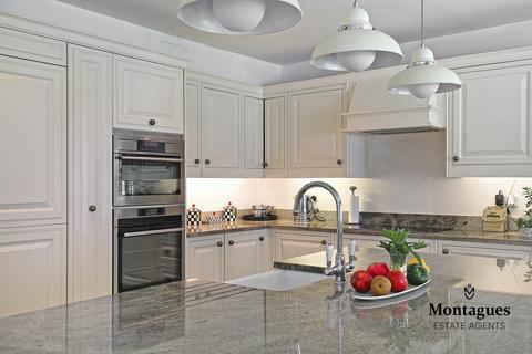 3 Homefield Close, Epping, CM16 4RB