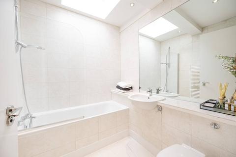 2 bedroom penthouse to rent, Basing Place, Shoreditch, London, E2