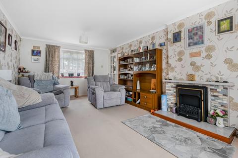 3 bedroom end of terrace house for sale, Sycamore Drive, Huntingdon, Cambridgeshire.