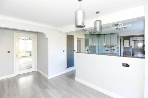 66 Cornbrash Rise, Hilperton, Trowbridge, BA14 7TR