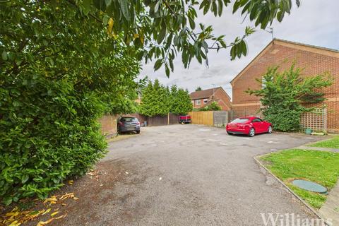undefined, Parslow Court, Aylesbury HP21