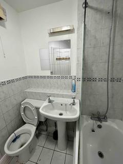 18 Comer Crescent, Southall, UB2 4XD
