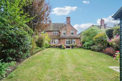 4 bedroom semi-detached house for sale, Albury Drive, Pinner HA5