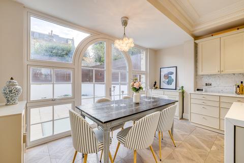 5 bedroom terraced house for sale, Bettridge Road, Parsons Green, London