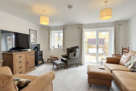 3 bedroom detached house for sale, Kirkby Place, Mountsorrel, LE12