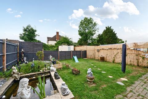3 bedroom semi-detached house for sale, Wye Road, Gloucester GL3