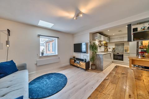 Albion Street, Gloucestershire GL52
