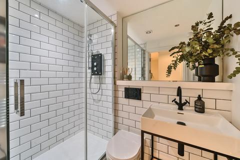 undefined, Albion Street, Gloucestershire GL52