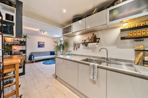 undefined, Albion Street, Gloucestershire GL52