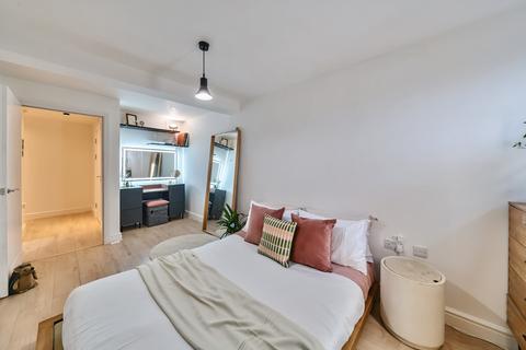 undefined, Albion Street, Gloucestershire GL52