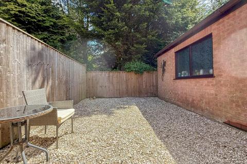 25 School Lane, Bonby, Brigg, DN20 0PP