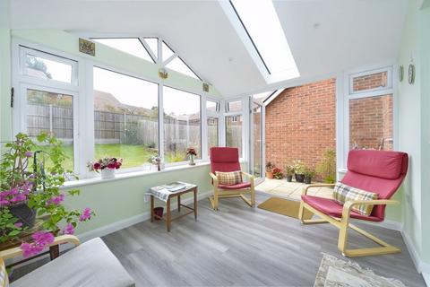 3 bedroom detached house for sale, Longhurst Avenue, Cranleigh
