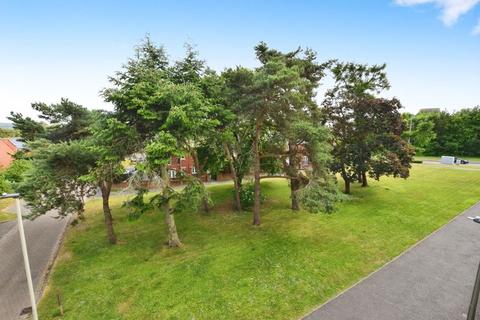 undefined, Russell Walk, Exeter