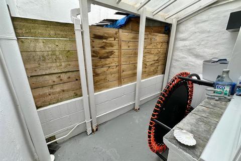 2 bedroom cottage for sale, Kingham Terrace, Truro