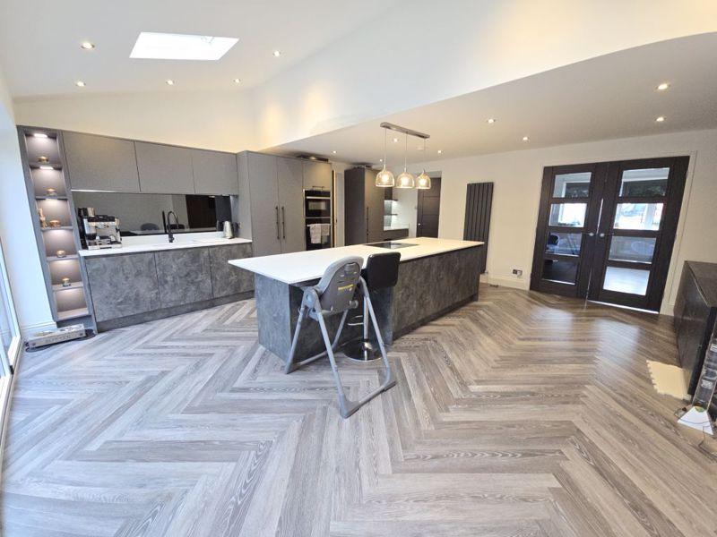 Open Plan Kitchen/