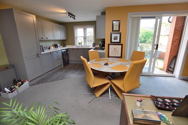 Living Dining...