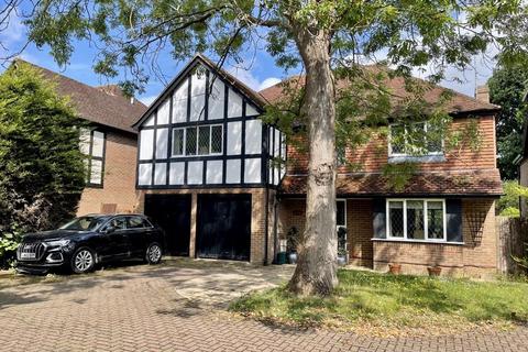 5 bedroom detached house for sale, St. Leonards Road, Esher