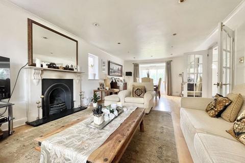 5 bedroom detached house for sale, St. Leonards Road, Esher