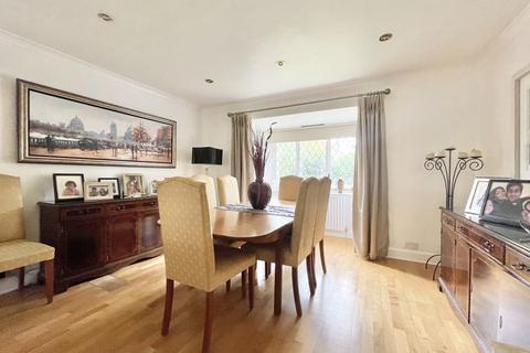 5 bedroom detached house for sale, St. Leonards Road, Esher